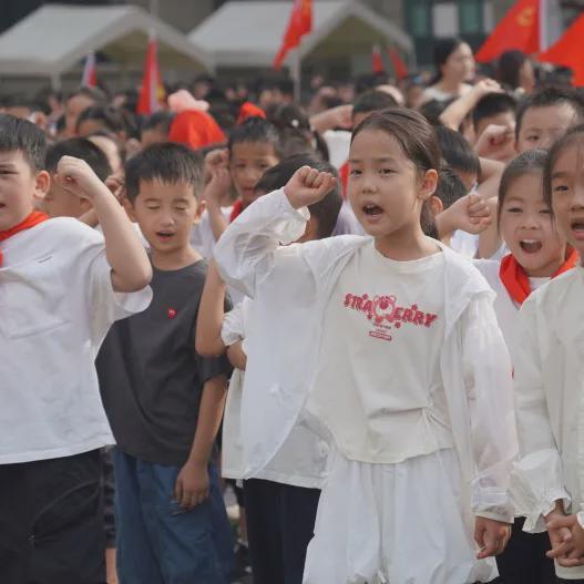 信阳市羊山新区第三小学开学典礼全纪实解锁成长五卷诗(图3)