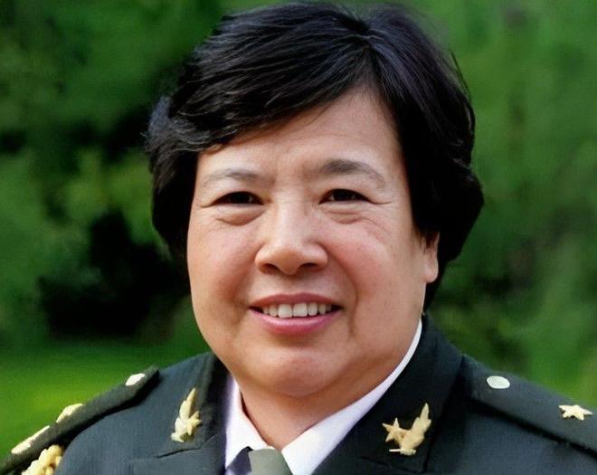 历史如此巧合？杨开慧雕像缺失的石料竟是主席像的“另一半”！(图7)